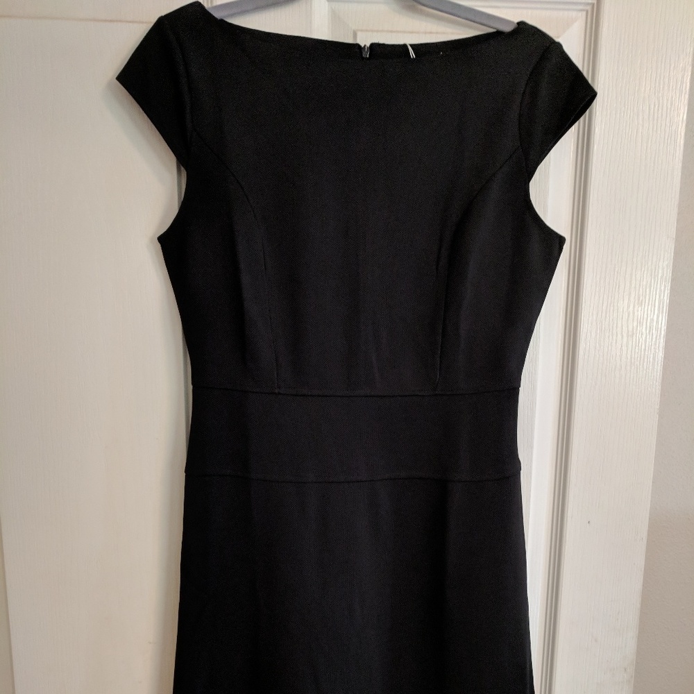 Black Cap Sleeve Swing Dress